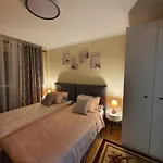 شقة 2 *